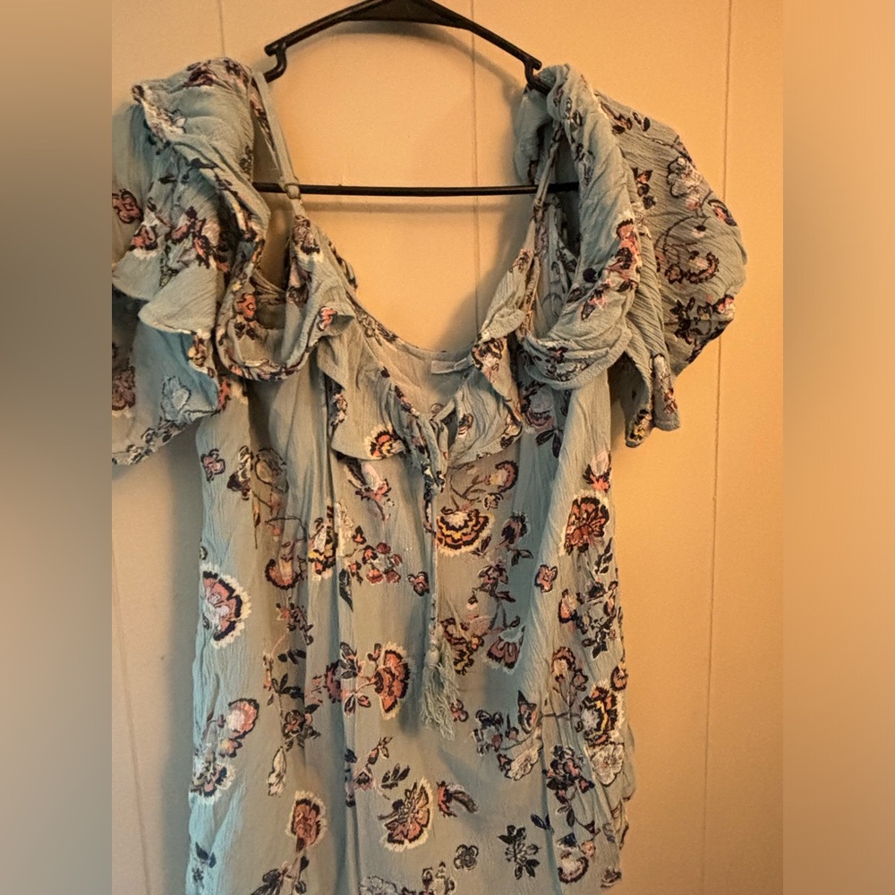 Off the shoulder dress shirt